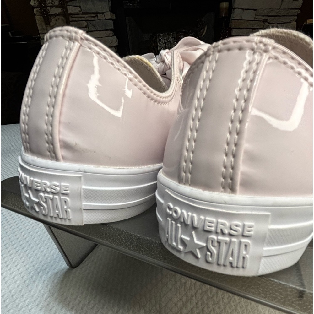Pink Converse - Picture 8 of 10